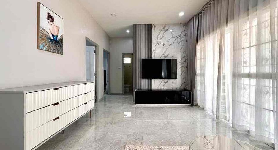 Haus zur Miete mit 3 Zimmer in Bang Lamung, Chonburi