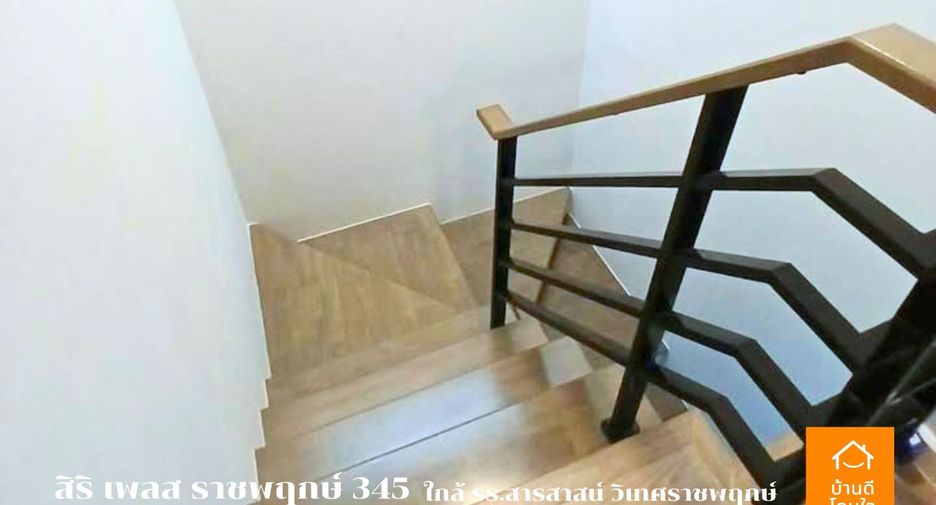 For rent 2 bedrooms townhouse in Mueang Pathum Thani, Pathum Thani