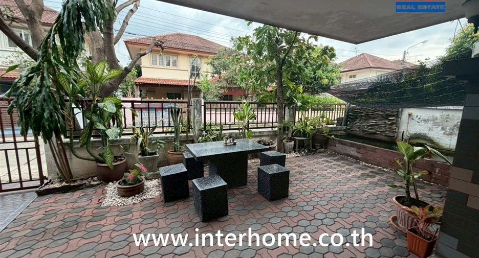 Casa en venta de 3 habitaciones en Nong Chok, Bangkok