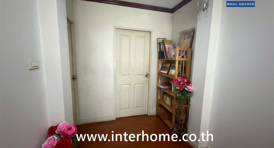 Casa en venta de 3 habitaciones en Nong Chok, Bangkok