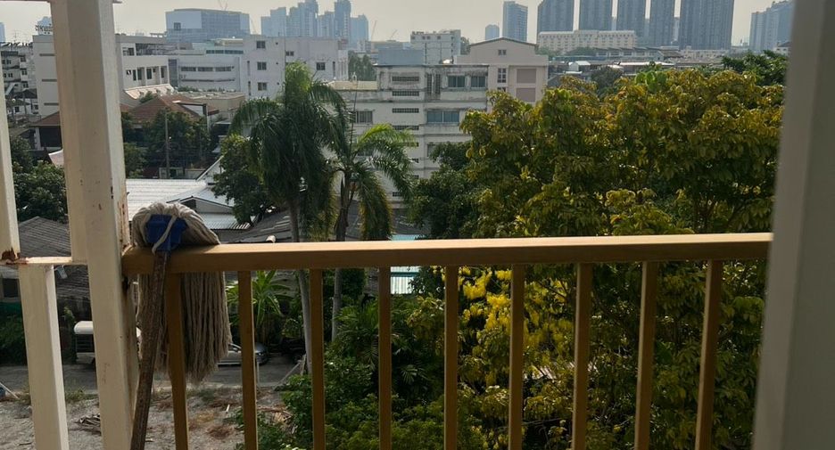 Wohnung zur Miete mit 1 Zimmer in Bang Na, Bangkok