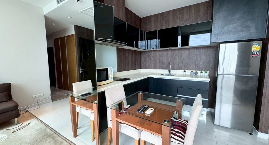 For rent 1 bed condo in Watthana, Bangkok