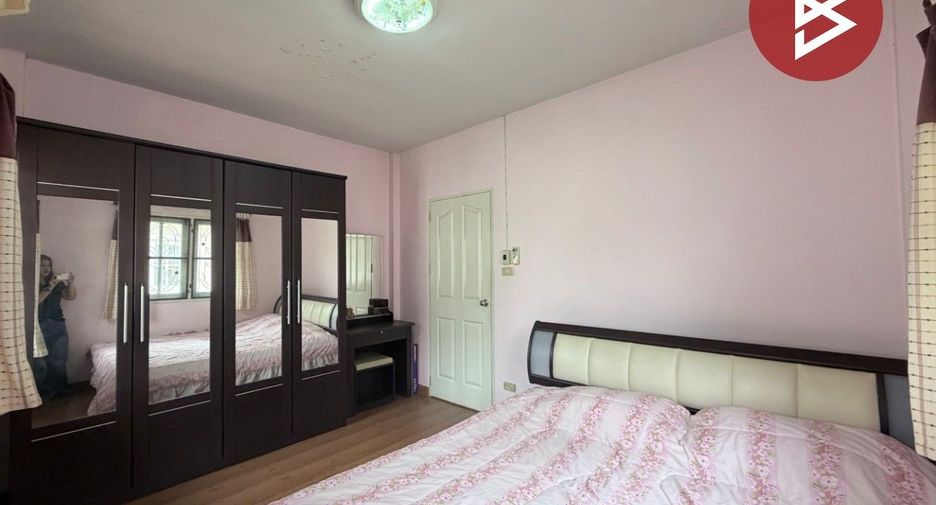Haus zum Kauf mit 3 Zimmer in Bang Kruai, Nonthaburi