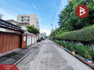 Casa en venta de 3 habitaciones en Huai Khwang, Bangkok
