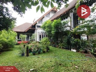 Casa en venta de 3 habitaciones en Huai Khwang, Bangkok