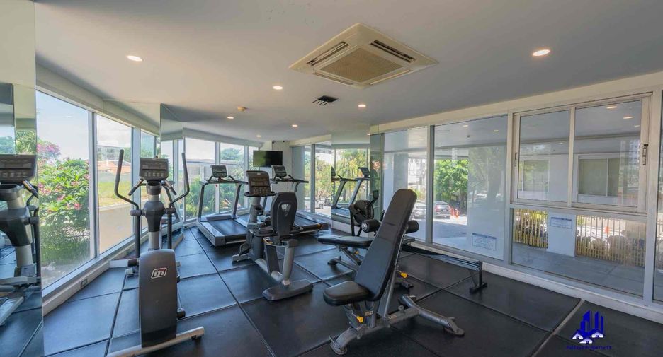 For sale studio condo in Bang Lamung, Chonburi