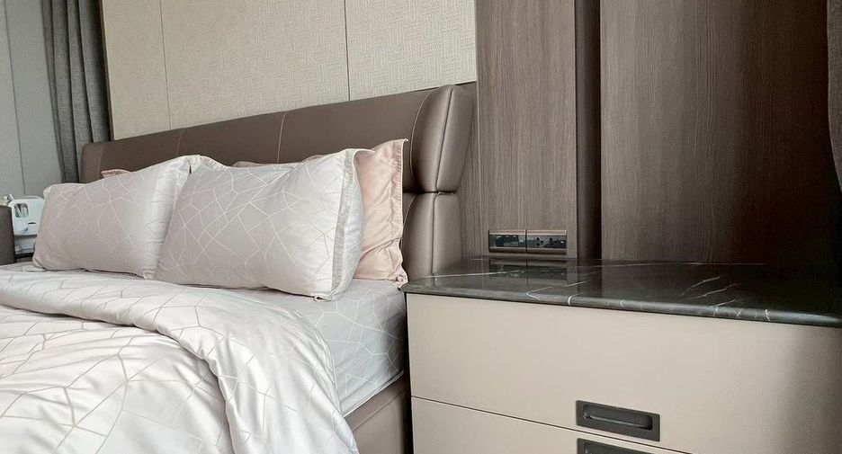 Haus zum Kauf mit 5 Zimmer in Bang Phli, Samut Prakan