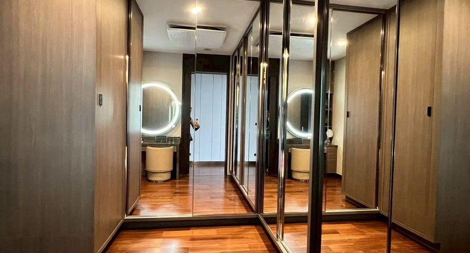 Haus zum Kauf mit 5 Zimmer in Bang Phli, Samut Prakan