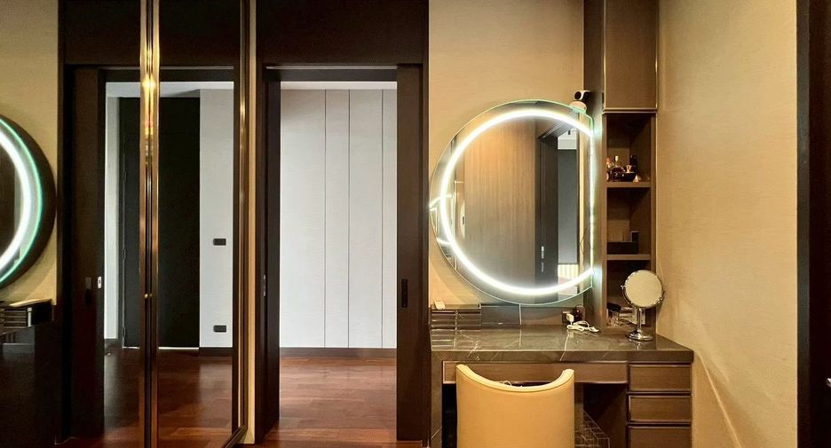 Haus zum Kauf mit 5 Zimmer in Bang Phli, Samut Prakan