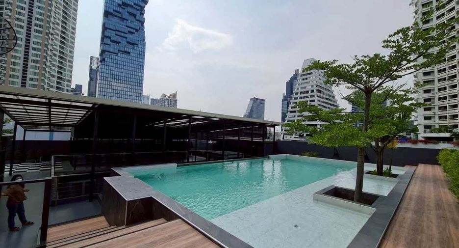 For rent 2 bedrooms condo in Sathon, Bangkok