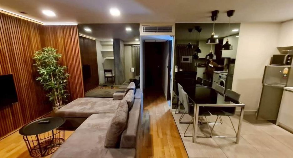 For rent 2 bedrooms condo in Sathon, Bangkok