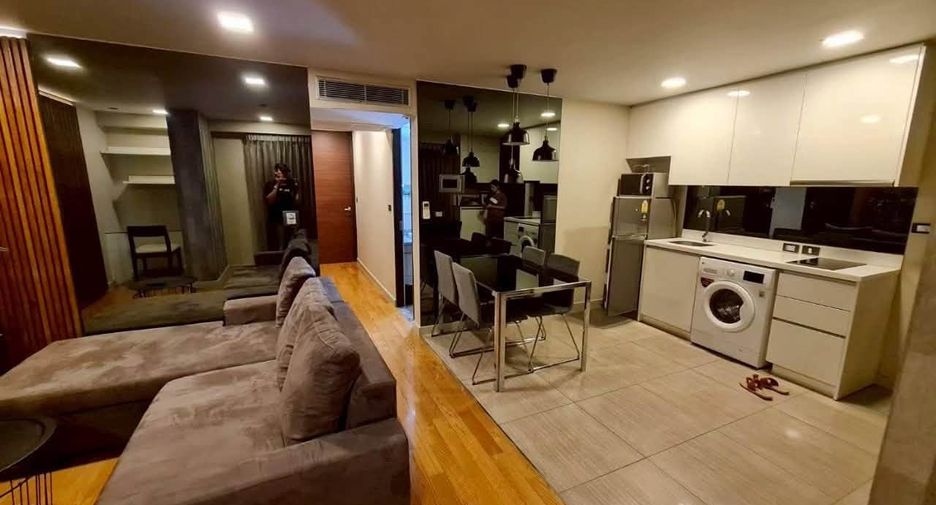 For rent 2 bedrooms condo in Sathon, Bangkok