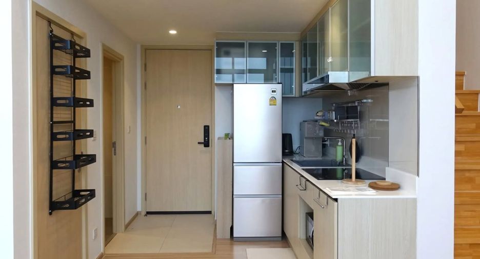 For rent and for sale 2 bedrooms condo in Watthana, Bangkok
