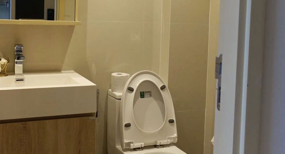 For rent and for sale 2 bedrooms condo in Watthana, Bangkok