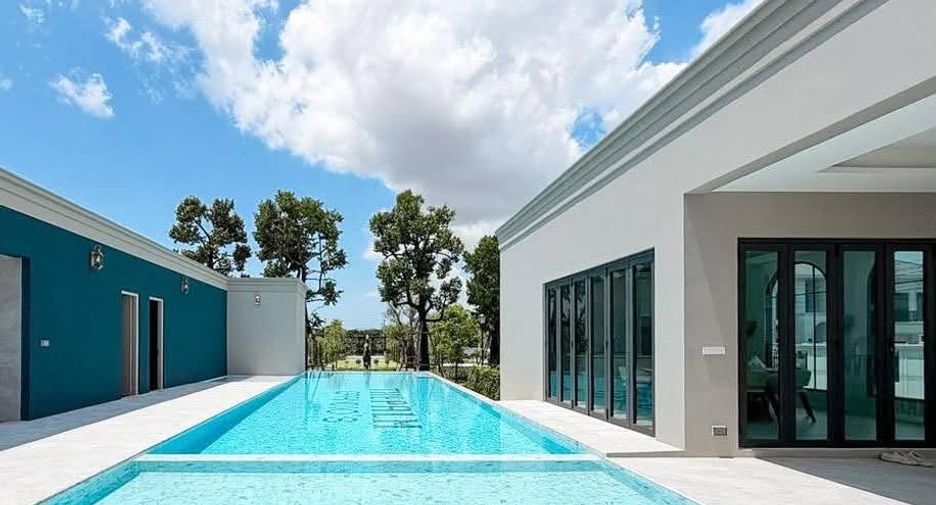 Haus zur Miete und zum Kauf mit 4 Zimmer in Bang Lamung, Chonburi