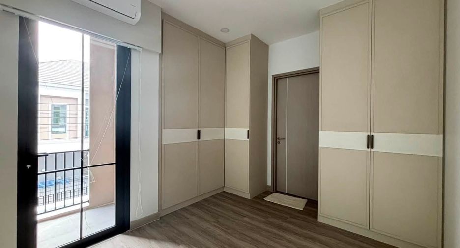 Haus zur Miete und zum Kauf mit 4 Zimmer in Bang Lamung, Chonburi