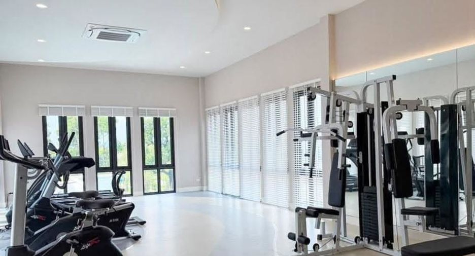 Haus zur Miete und zum Kauf mit 4 Zimmer in Bang Lamung, Chonburi