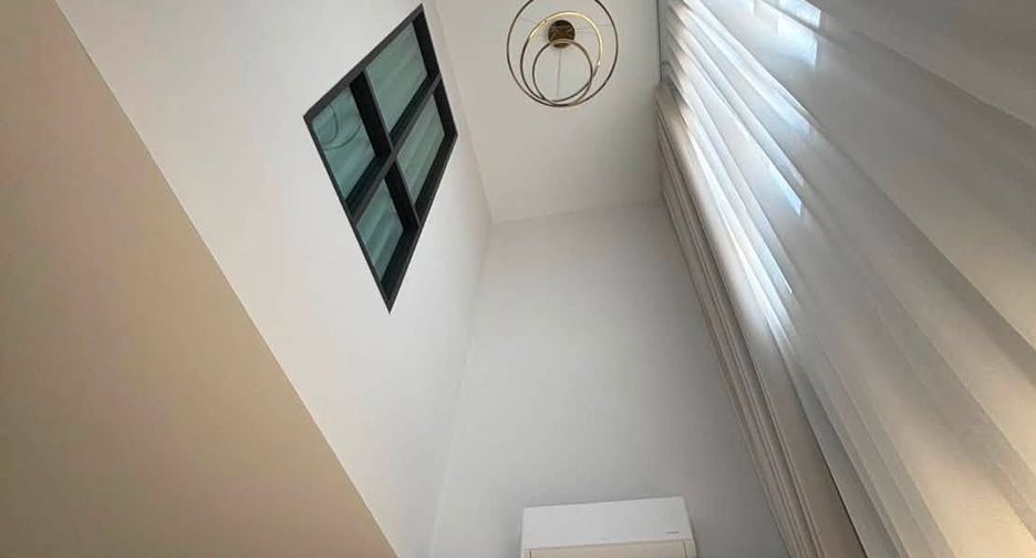 Haus zur Miete und zum Kauf mit 4 Zimmer in Bang Lamung, Chonburi