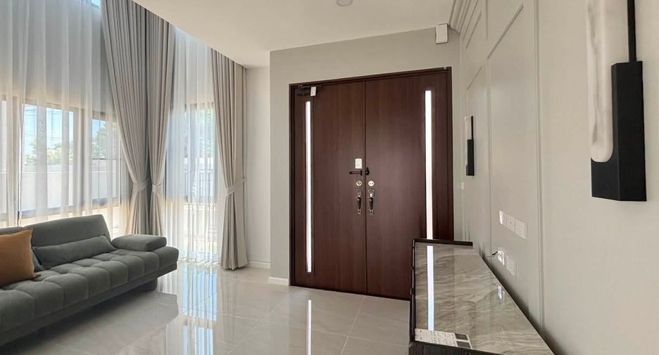 Haus zur Miete und zum Kauf mit 4 Zimmer in Bang Lamung, Chonburi