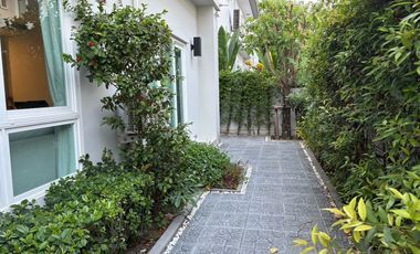 Casa en alquiler de 4 habitaciones en Prawet, Bangkok