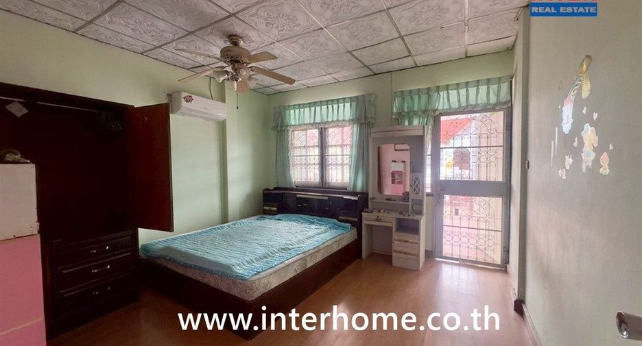 For sale 2 bedrooms townhouse in Nong Khaem, Bangkok