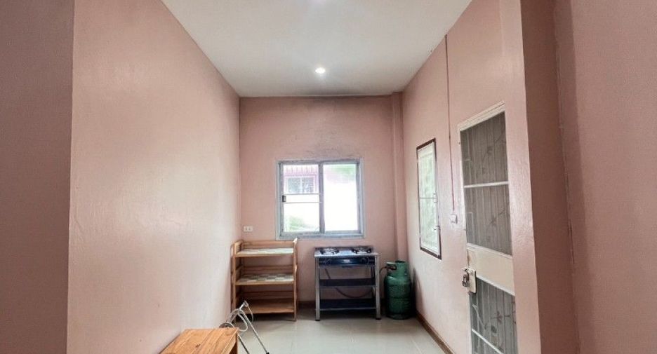 À vendre 2 chambres maison à Sattahip, Pattaya