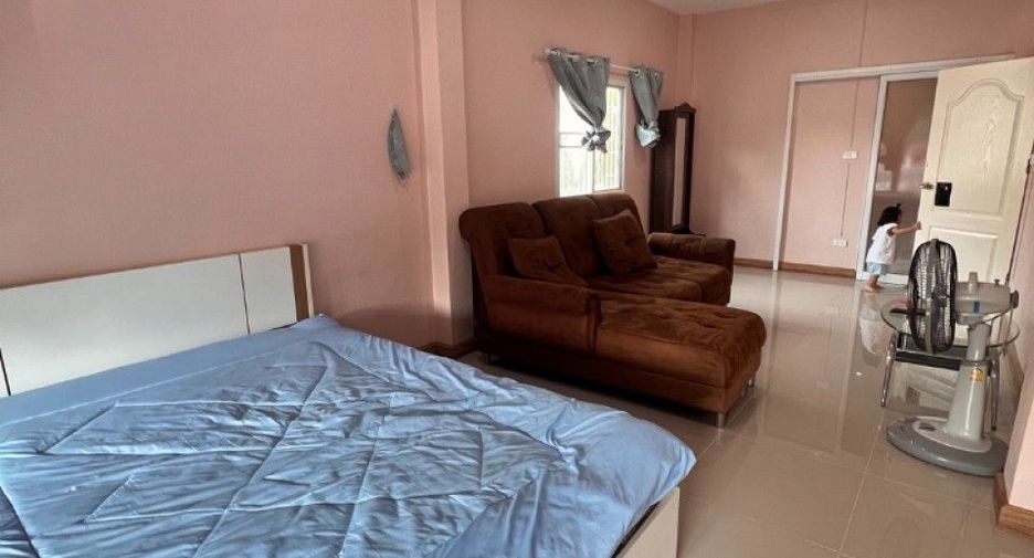À vendre 2 chambres maison à Sattahip, Pattaya