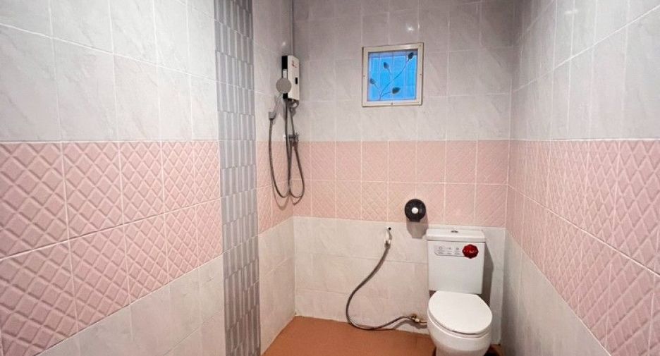 À vendre 2 chambres maison à Sattahip, Pattaya