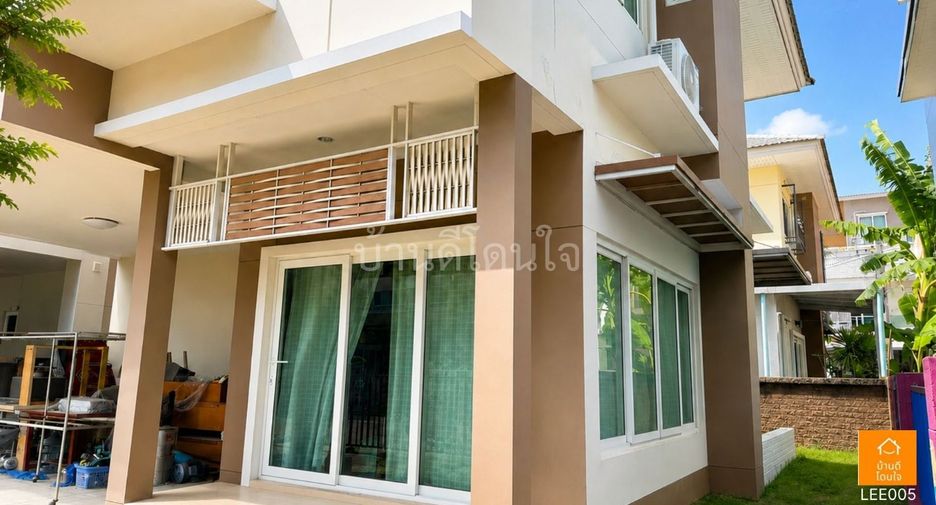 For sale 3 bedrooms house in Mueang Samut Prakan, Samut Prakan