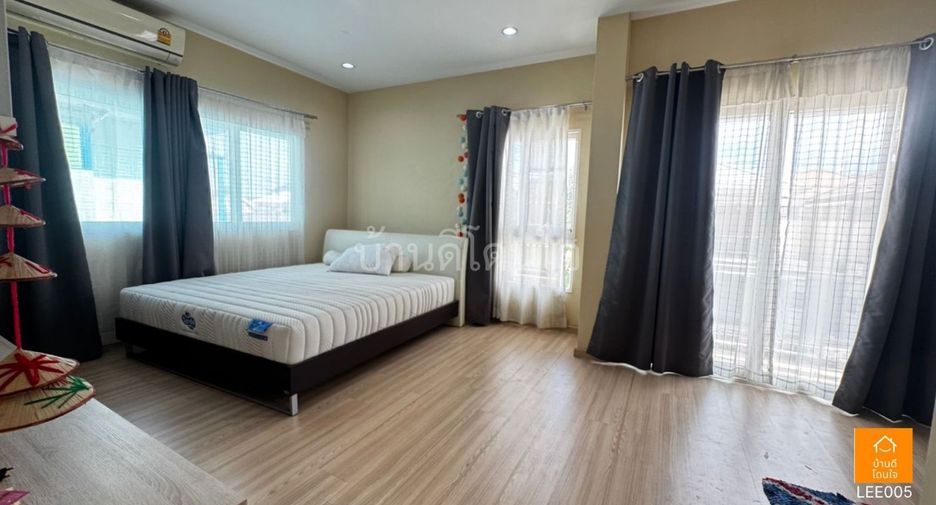 For sale 3 bedrooms house in Mueang Samut Prakan, Samut Prakan