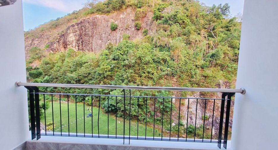 For rent 2 bedrooms condo in Mueang Phuket, Phuket
