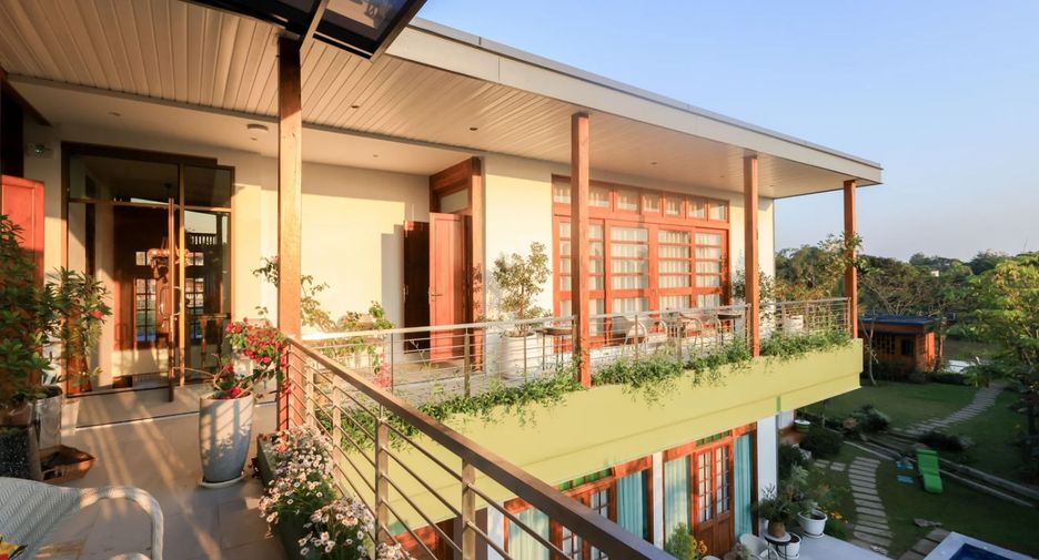 For rent 4 bedrooms villa in Mueang Chiang Mai, Chiang Mai