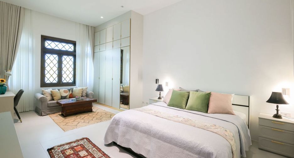 For rent 4 bedrooms villa in Mueang Chiang Mai, Chiang Mai
