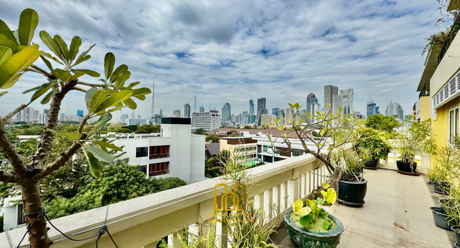 À louer 3 chambres condo à Sathon, Bangkok