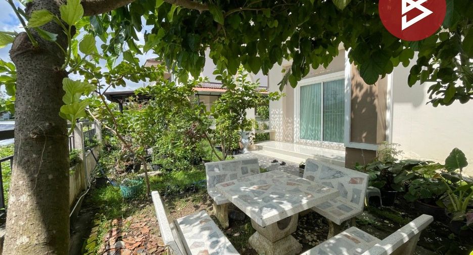 Haus zur Miete und zum Kauf mit 4 Zimmer in Si Maha Phot, Prachin Buri