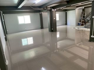 Reihenhaus zum Kauf mit 9 Zimmer in Bang Khun Thian, Bangkok