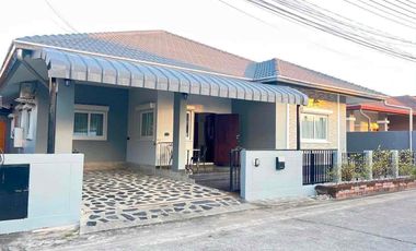 Haus zur Miete mit 3 Zimmer in Bang Lamung, Chonburi