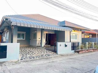 Haus zur Miete mit 3 Zimmer in Bang Lamung, Chonburi