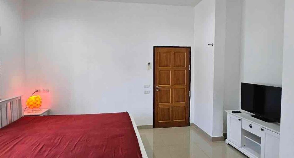 Haus zur Miete mit 3 Zimmer in Bang Lamung, Chonburi