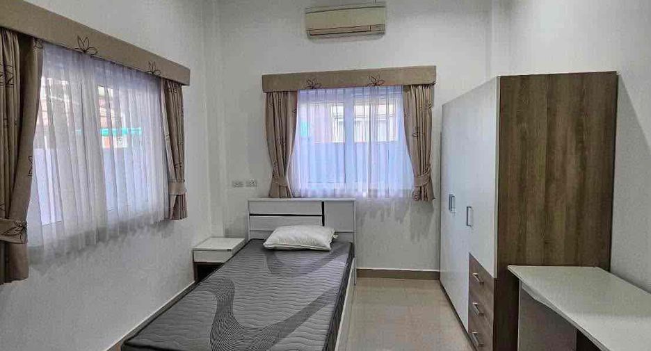 Haus zur Miete mit 3 Zimmer in Bang Lamung, Chonburi