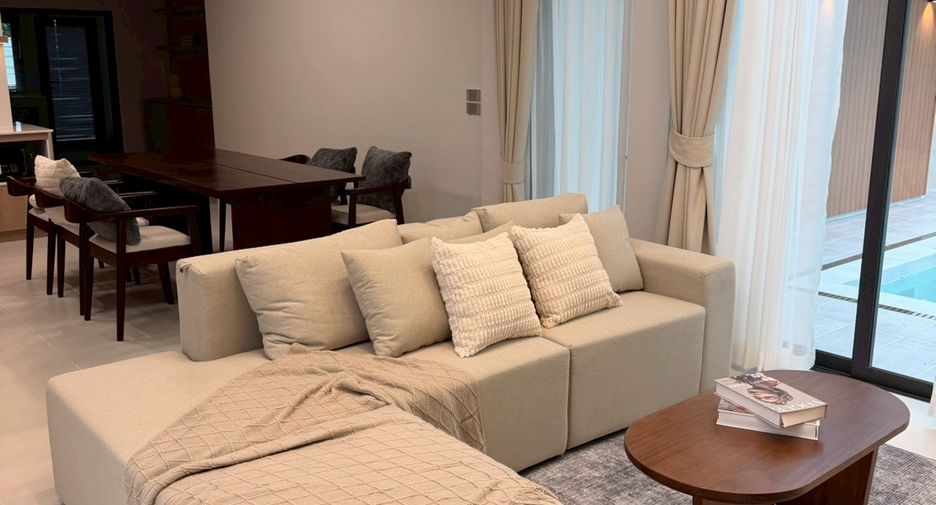 For sale 4 bedrooms house in Mueang Chiang Mai, Chiang Mai