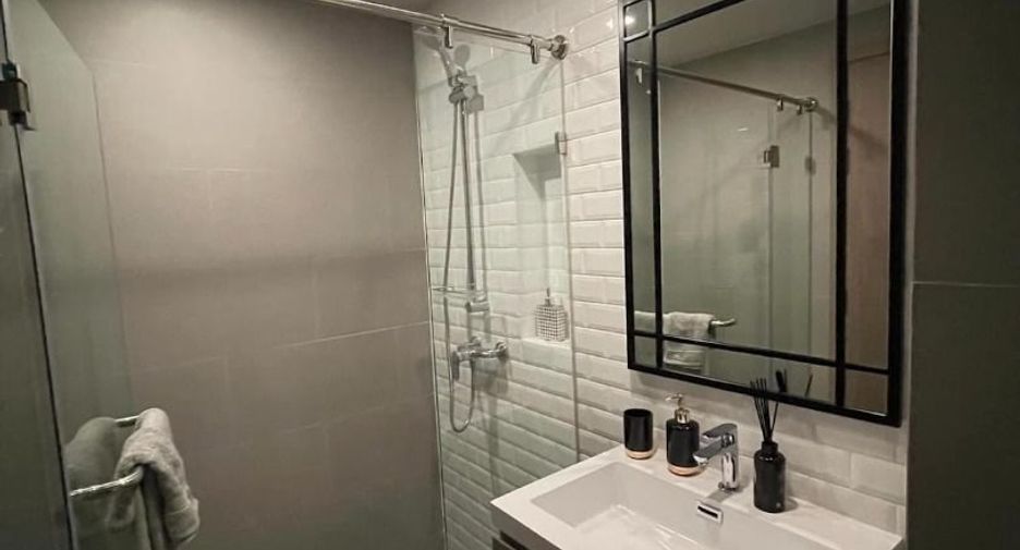 Condo en alquiler de 1 habitaciones en Pathum Wan, Bangkok