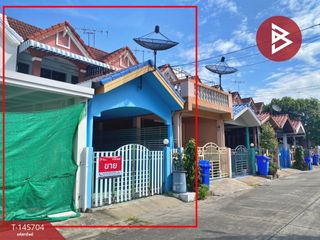 For sale 2 bedrooms townhouse in Mueang Samut Prakan, Samut Prakan
