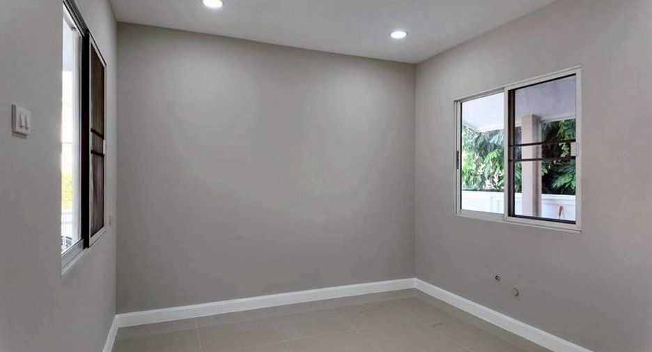 Haus zum Kauf mit 4 Zimmer in San Sai, Chiang Mai