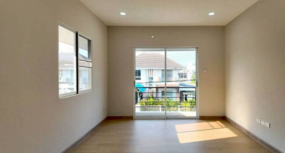 Haus zum Kauf mit 4 Zimmer in San Sai, Chiang Mai