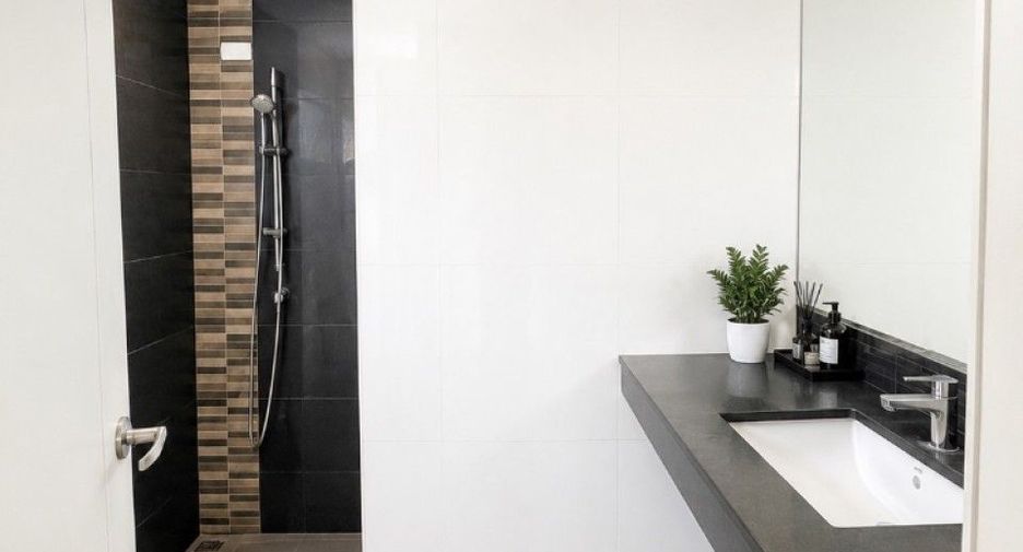 For sale 3 ベッドルーム house in Mueang Samut Sakhon, Samut Sakhon