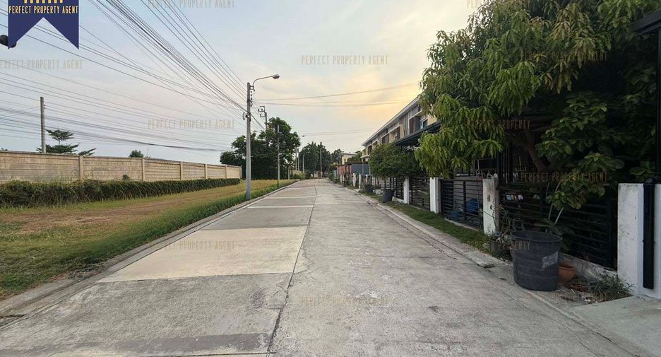 For sale 3 bedrooms townhouse in Bang Yai, Nonthaburi