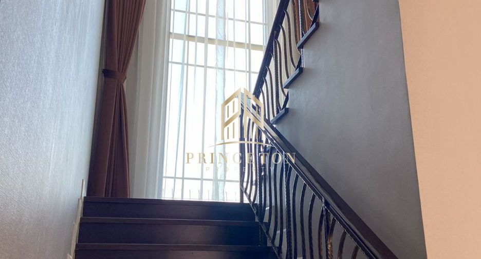 Haus zur Miete mit 4 Zimmer in Lat Krabang, Bangkok
