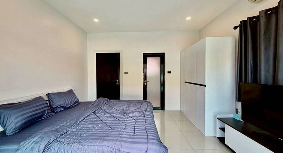 For rent 7 bedrooms house in Bang Lamung, Chonburi