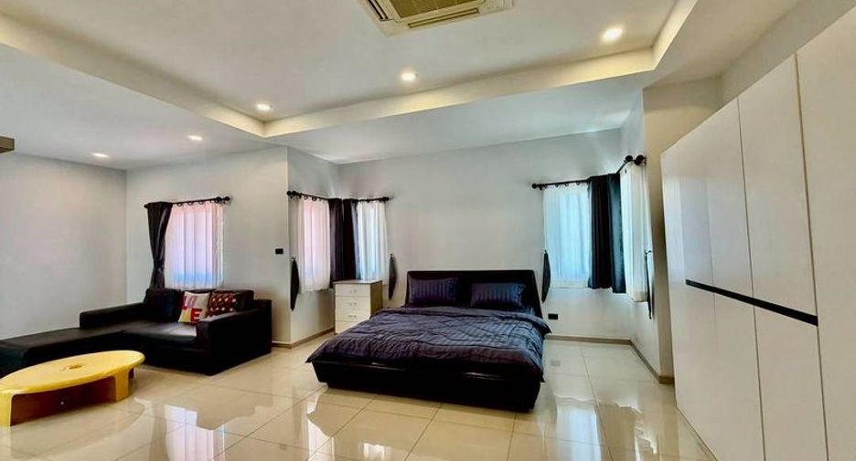 For rent 7 bedrooms house in Bang Lamung, Chonburi